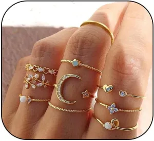 Boho Gold Stackable Ring Sets for Teen Girls,Retro Rhinestone Snake Moon Star Finger Rings Set,Knuckle Rings Trendy Stuff for Women Gold Silver Rings Set