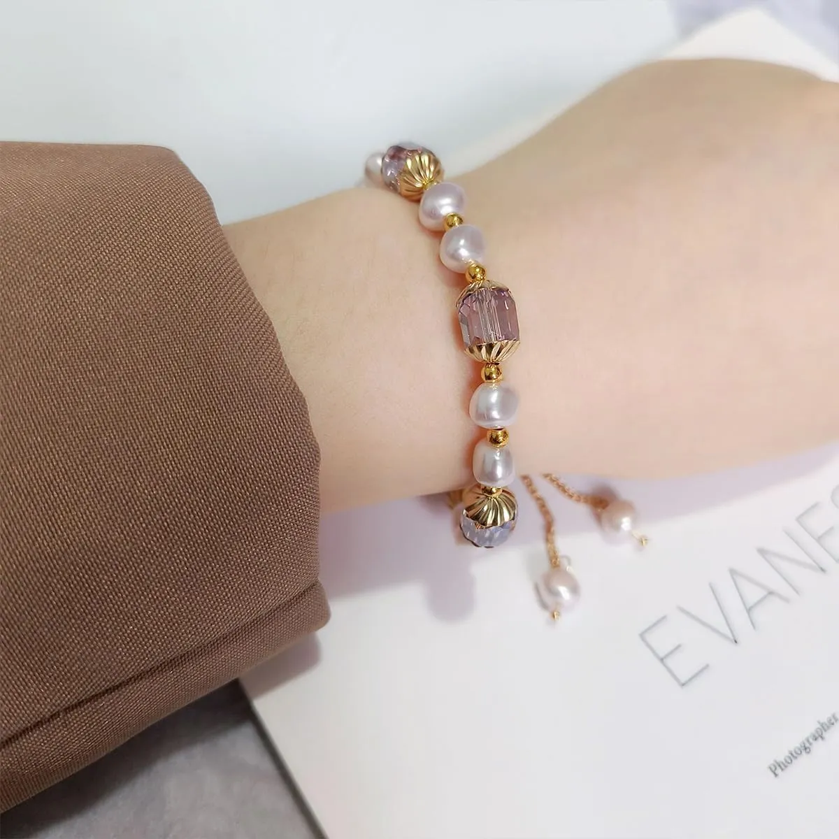 Crystal Bracelets for Women Adjustable Beaded Bracelets for Mother Boho Bracelets Butterfly Pendant Bangle Jewelry