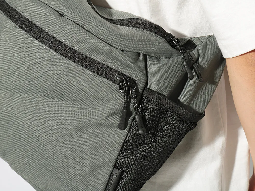 Everyday Middle Shoulder Bag