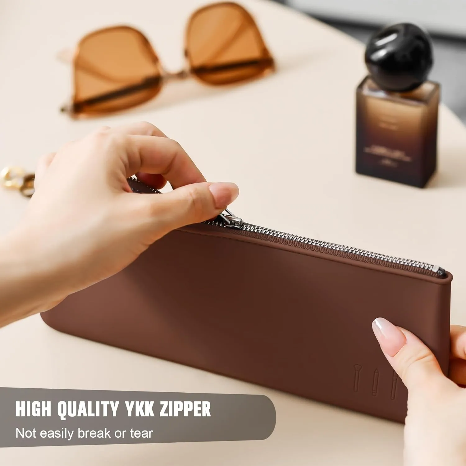 FERYES Silicone Makeup Brush Bag  Elegant Cosmetic Brushes Pouch Bag with YKK Zipper, Travel Makeup Tools Organizer Bag -Brown