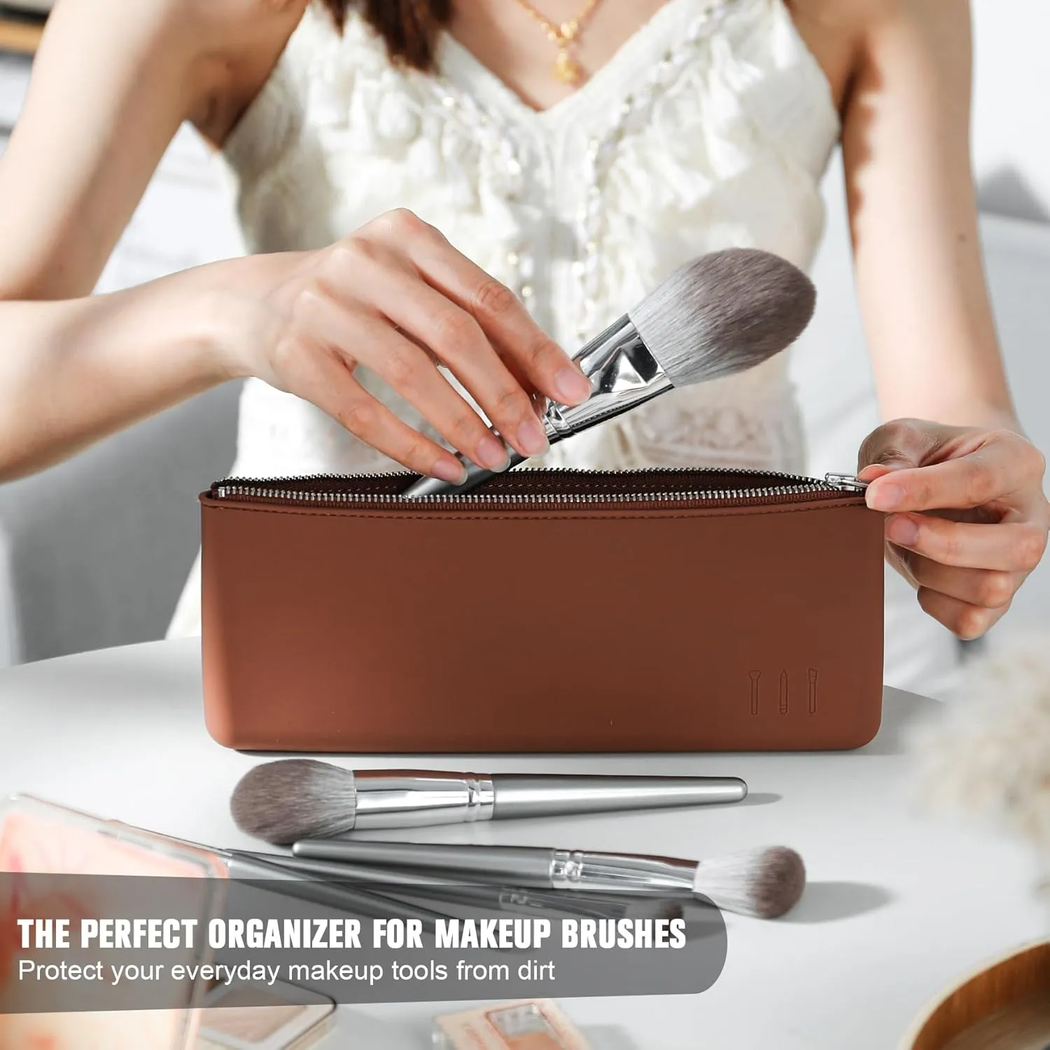 FERYES Silicone Makeup Brush Bag  Elegant Cosmetic Brushes Pouch Bag with YKK Zipper, Travel Makeup Tools Organizer Bag -Brown