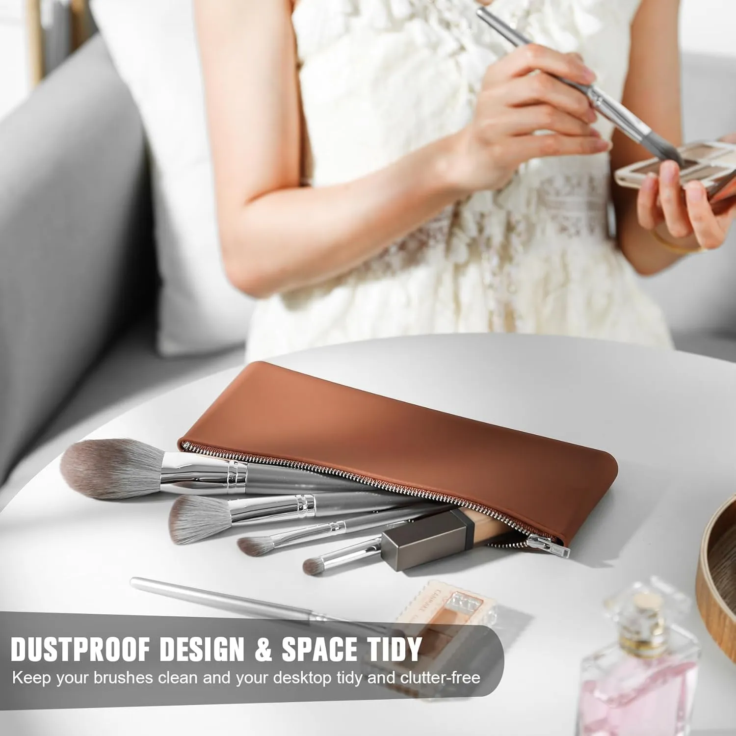 FERYES Silicone Makeup Brush Bag  Elegant Cosmetic Brushes Pouch Bag with YKK Zipper, Travel Makeup Tools Organizer Bag -Brown