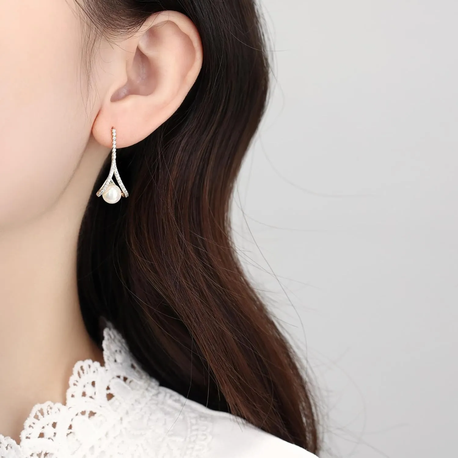 Freshwater Pearl Drop Earrings, 14k Gold Earrings for Women Trendy Pearl Earrings for Women 925 Sterling Silver Pearl Dangle Earrings Cubic Zirconia Hypoallergenic Wedding Earrings (14K Gold)