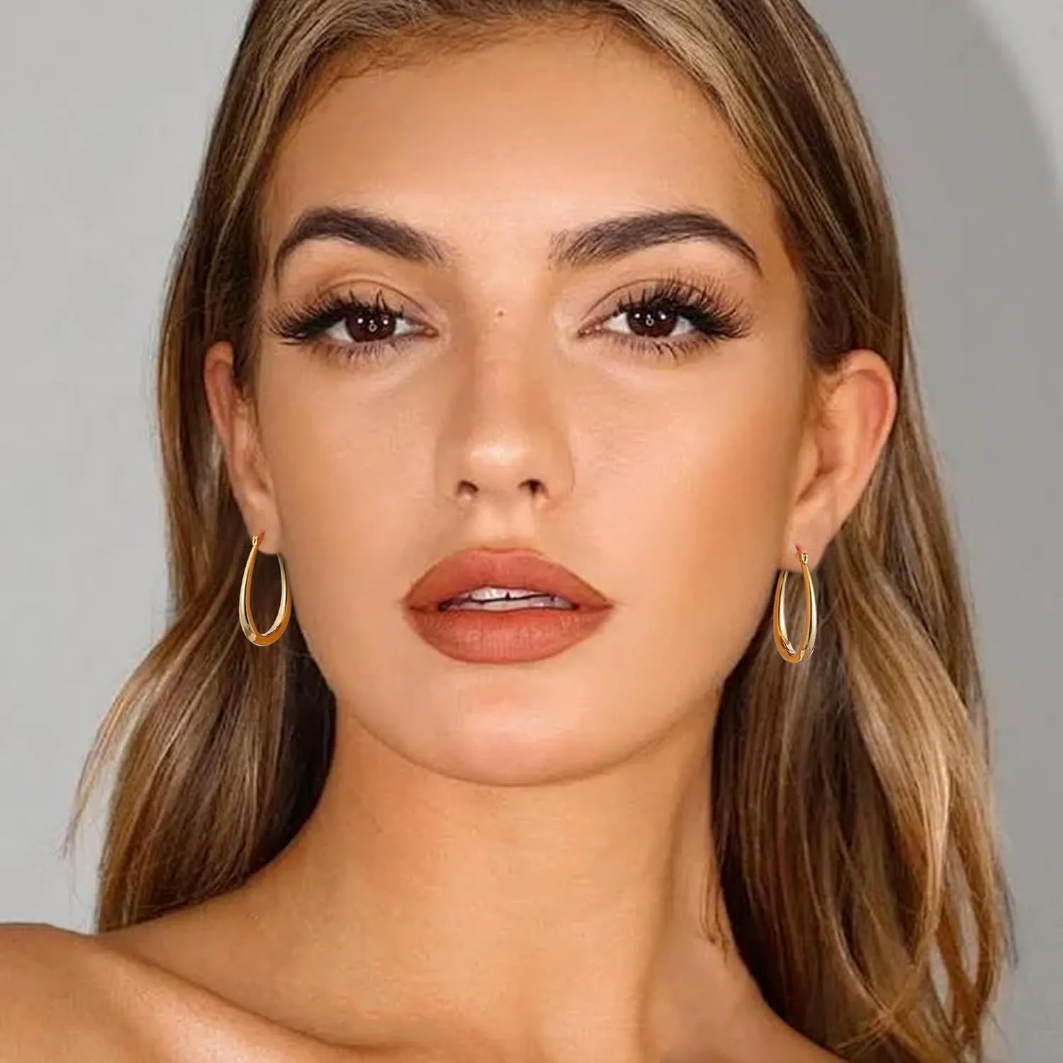 Gacimy Gold Chunky Hoop Earrings for Women, 14K Gold Plated Oval Hoop Earrings with 925 Sterling Silver Post