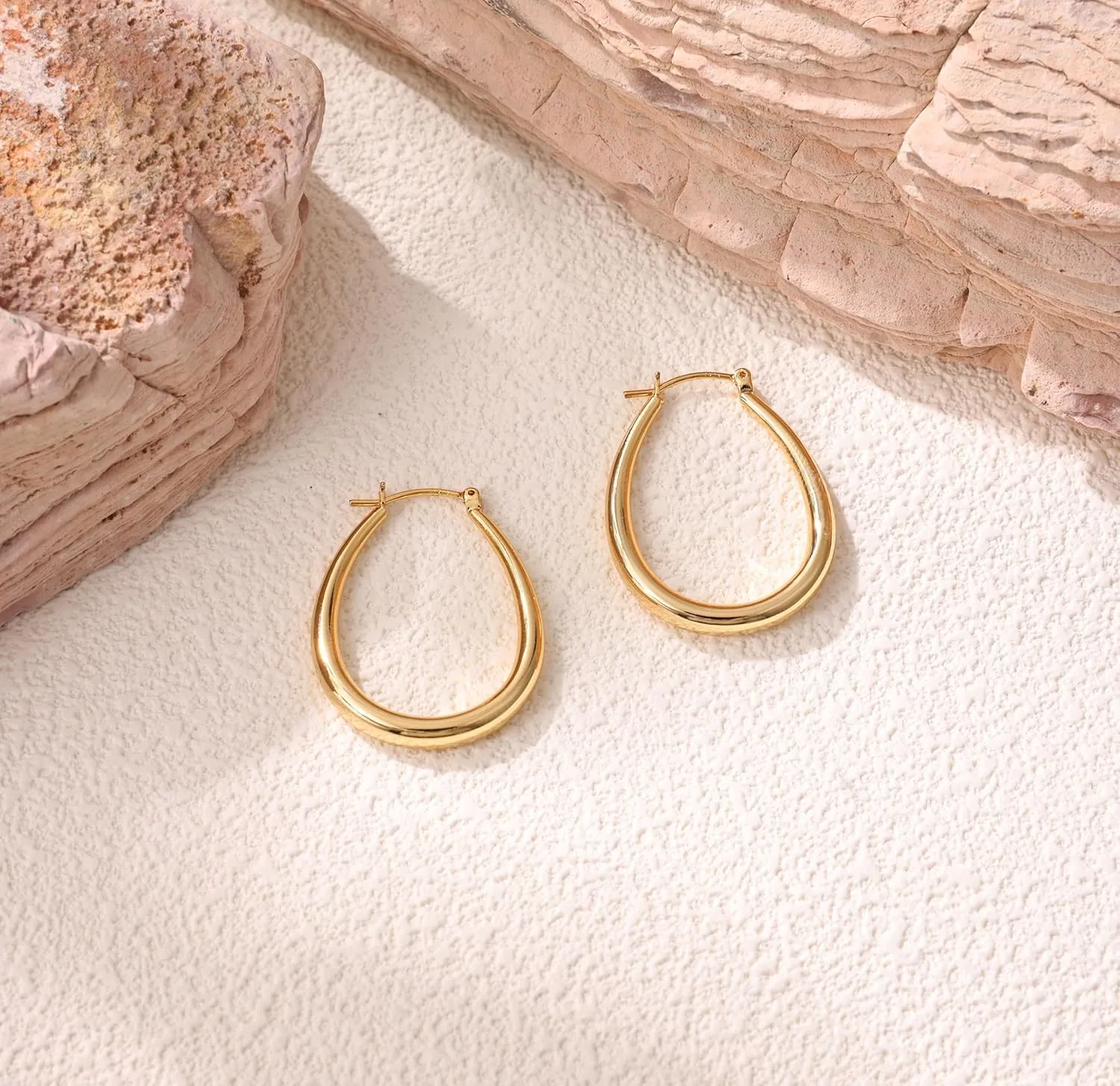 Gacimy Gold Chunky Hoop Earrings for Women, 14K Gold Plated Oval Hoop Earrings with 925 Sterling Silver Post