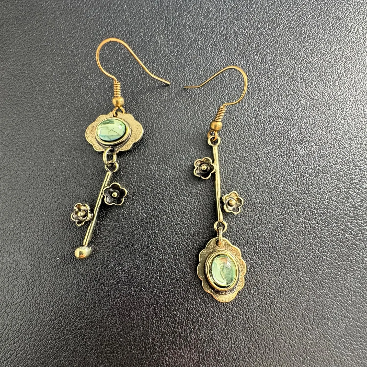 Handmade Bohemian Vintage Silver Asymmetry Plum Blossom Dangle Drop Earrings Dainty Cherry Green Crystal Flower Stud Earring for Women Statement Jewelry Gifts Mother's Day