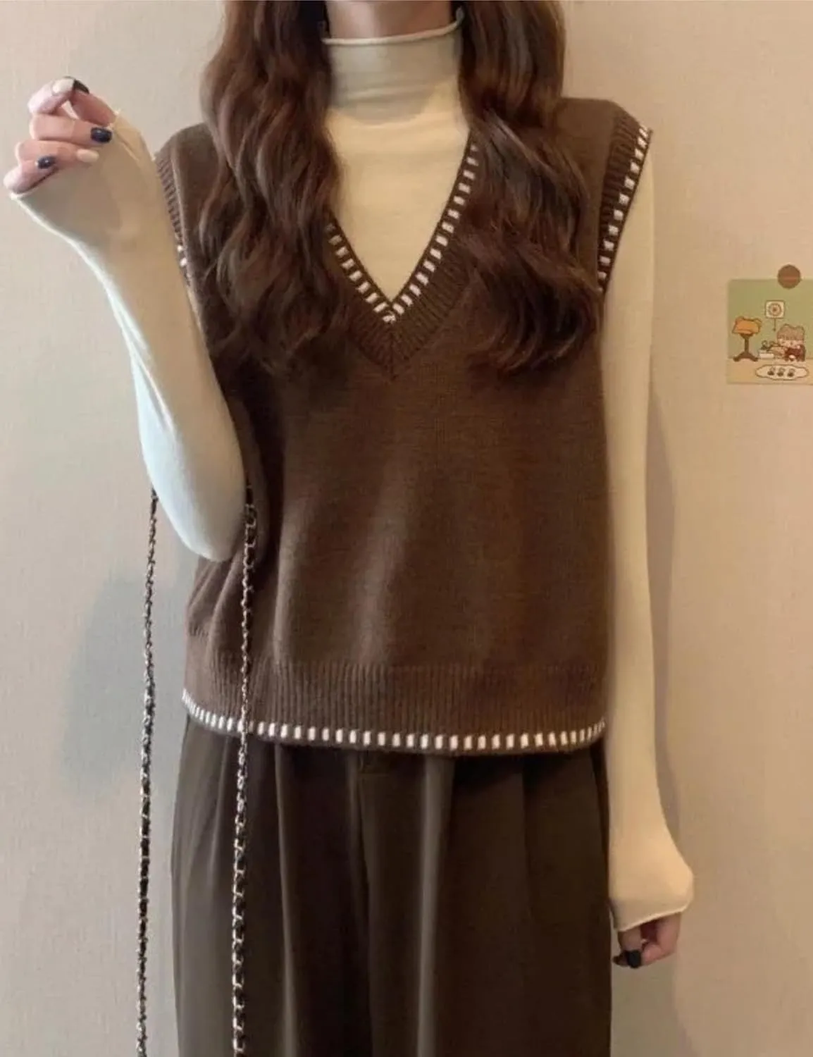 HangNiFang Women's V Neck Knit Sweater Vest Sleeveless Pullover Cropped Sweater Tank Tops