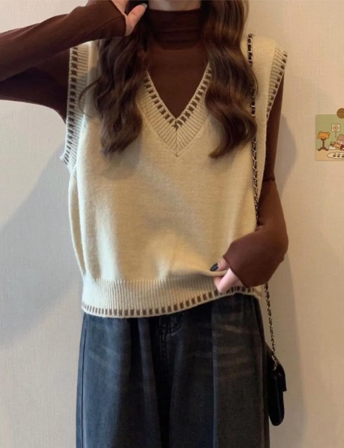 HangNiFang Women's V Neck Knit Sweater Vest Sleeveless Pullover Cropped Sweater Tank Tops