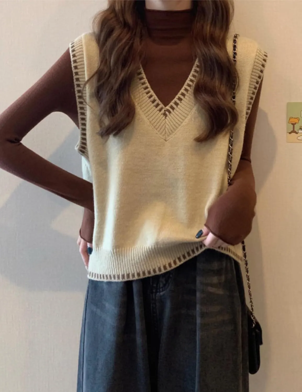 HangNiFang Women's V Neck Knit Sweater Vest Sleeveless Pullover Cropped Sweater Tank Tops