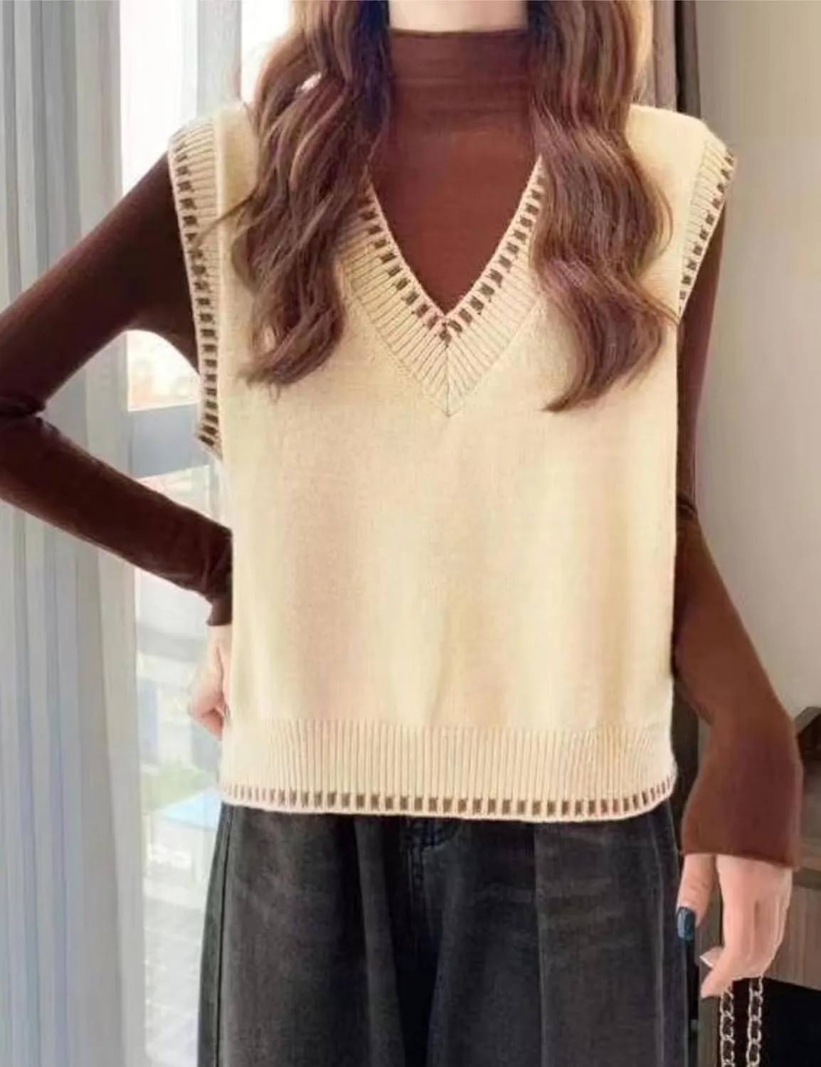 HangNiFang Women's V Neck Knit Sweater Vest Sleeveless Pullover Cropped Sweater Tank Tops