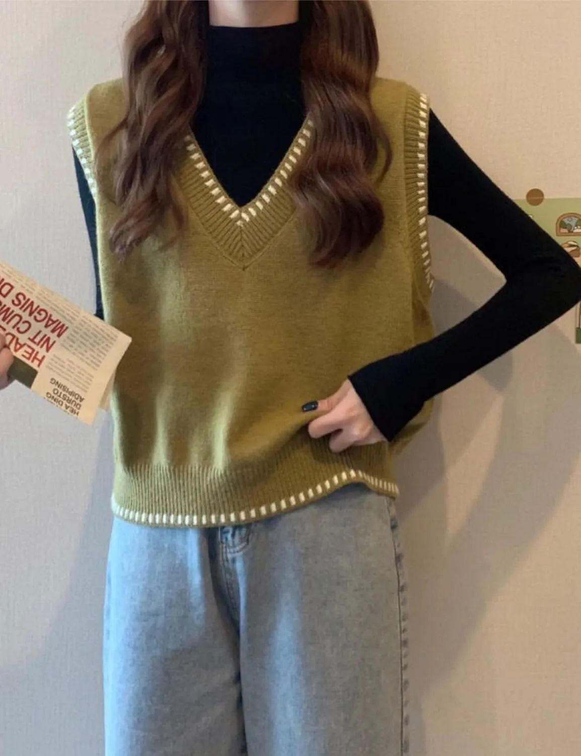HangNiFang Women's V Neck Knit Sweater Vest Sleeveless Pullover Cropped Sweater Tank Tops