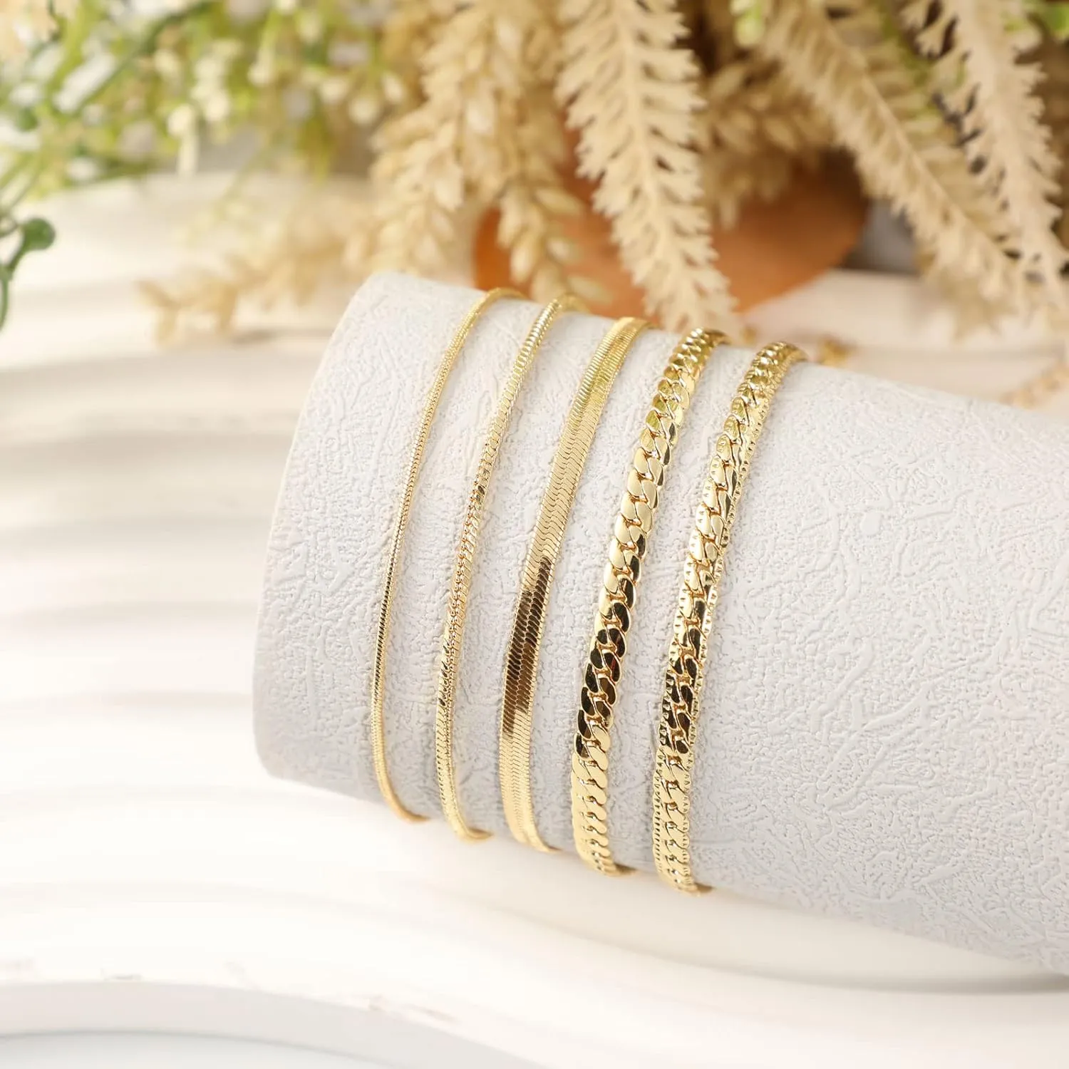 LEXODY Gold Bracelets for Women 14K Gold Herringbone Bracelets Sets Dainty Herringbone Jewelry Stackable Figaro Chain Paperclip Link Chain Cute Anklet Bracelet Pack for Women