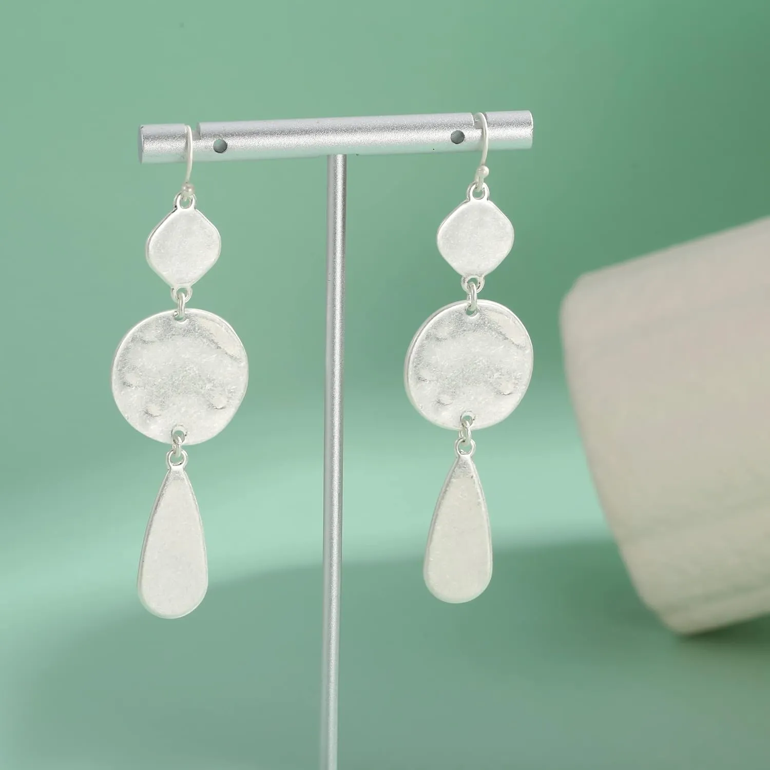 LILIE&WHITE Burnt Gold Boho Earrings For Women Antique Silver Disc Dangle Earrings Vintage Snake Dangle Earrings Fashion Jewelry