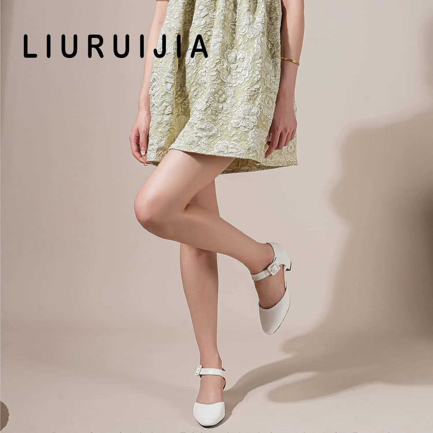 LIURUIJIA Women's Closed Toe Low Chunky Heel Pumps Ankle Strap Dress Shoes for Work Wedding Party Dance