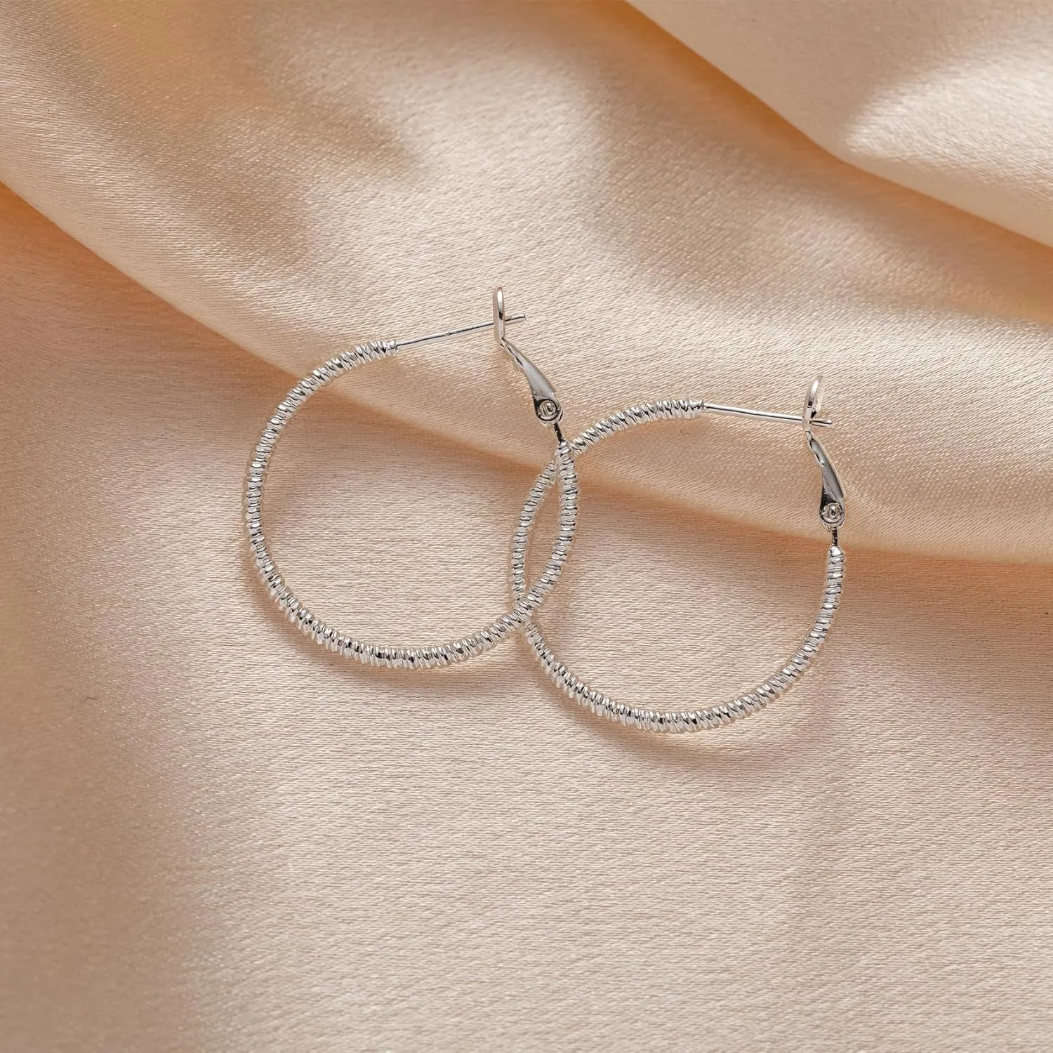 OOOPEL Gold Hoops Earrings for Women, 14k Real Gold Plated Big Earring Hoops Lightweight Earrings Hypoallergenic Large Sterling Silver Hoop Earring for Women 30MM 40MM 50MM 60MM