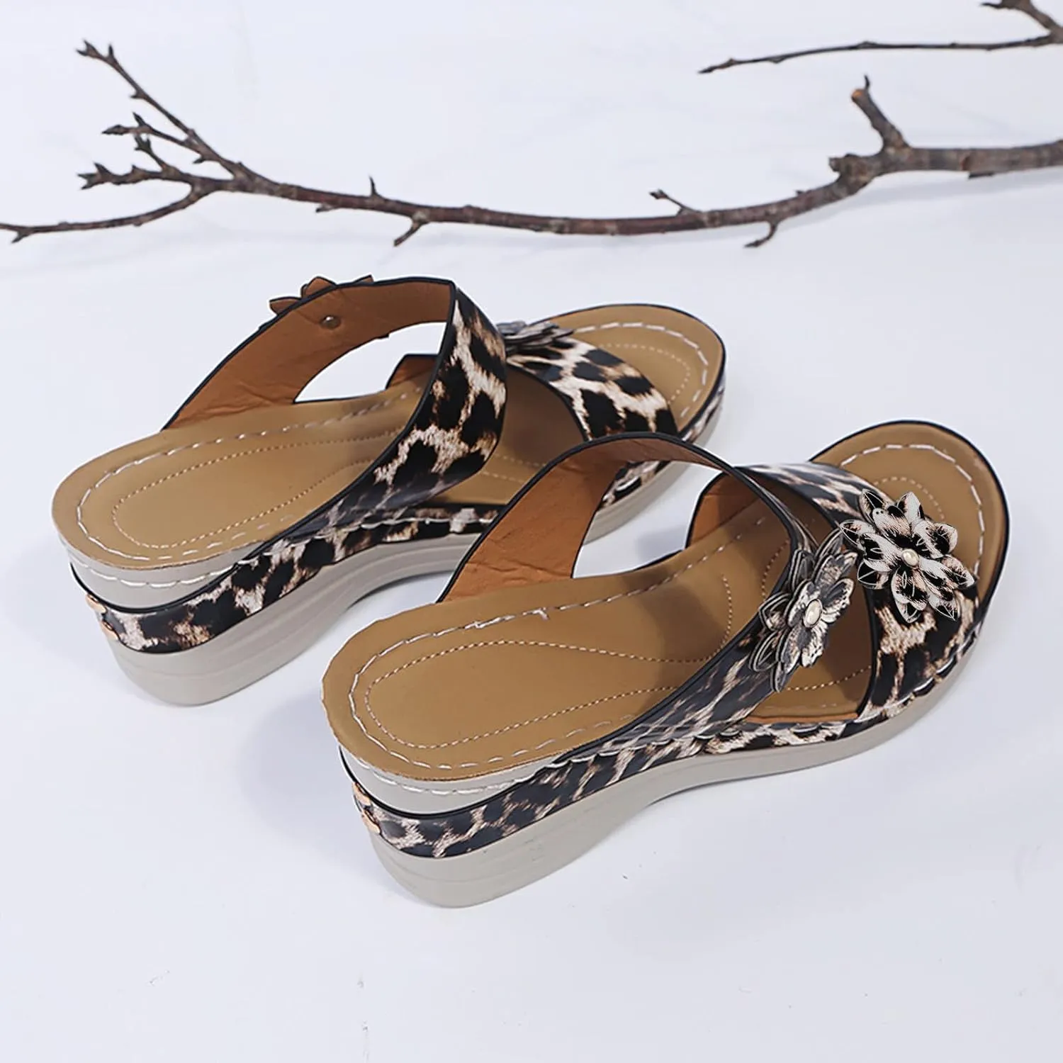 Sandals for Women Dressy Summer, Spring Sandals for Women Comfortable Slippers with Arch Support Sandal Flip Flops