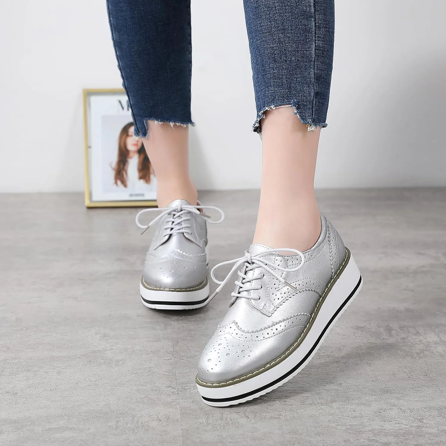 Women's Lace-Up Brogues Sneakers Causal Platform Round Toe Oxfords Shoes