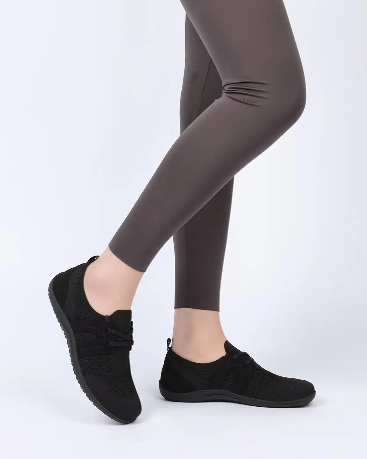Women's Wide Toe Minimalist Barefoot Walking Shoes Comfortable Mesh Lace-up Shoes Casual Tennis Gym Athletic Sneakers
