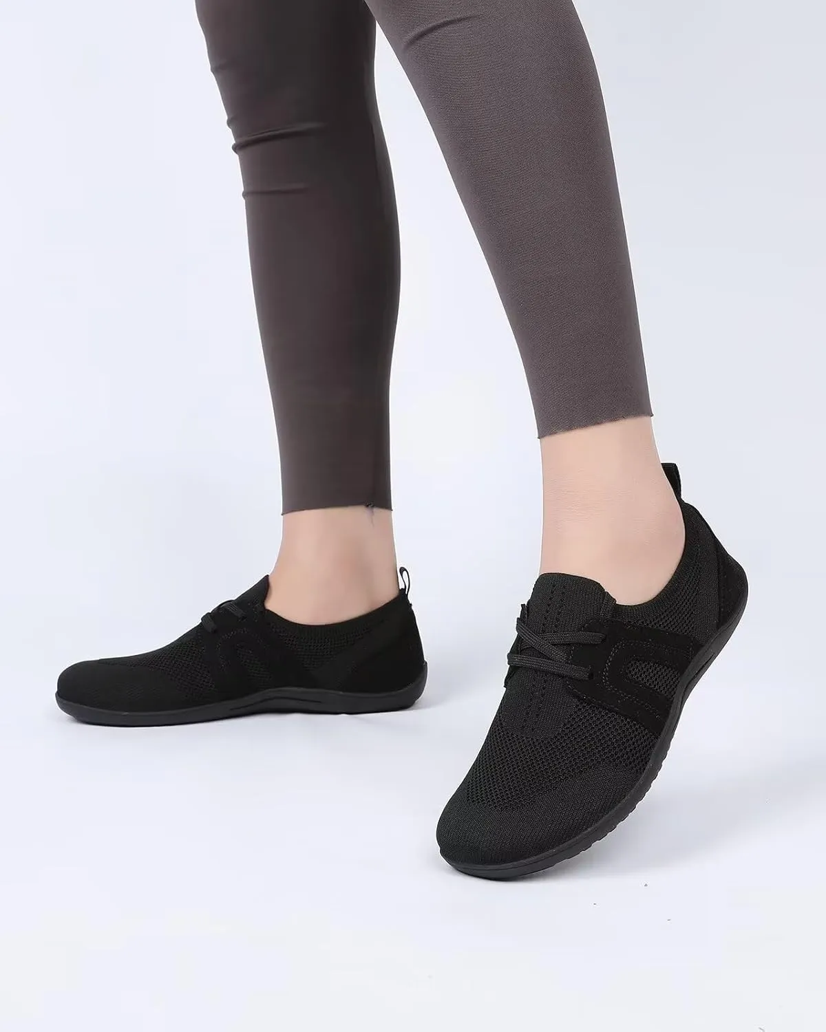 Women's Wide Toe Minimalist Barefoot Walking Shoes Comfortable Mesh Lace-up Shoes Casual Tennis Gym Athletic Sneakers