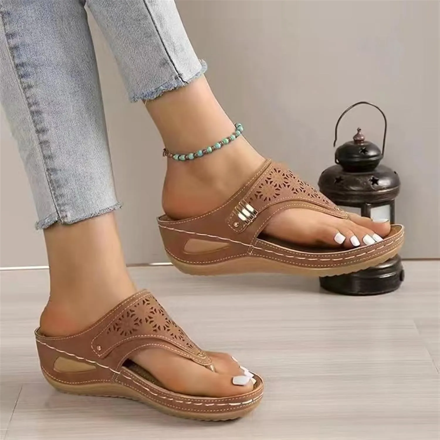 ZWRXW Women's Flip Flops Comfortable Arch Support Flip Flops Retro Embroidery Platform Thong Sandals Slip On Dressy Summer Wedge Shoes Casual Walking Sandals
